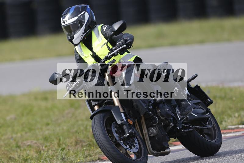 /Archiv-2024/17 01.05.2024 Speer Racing ADR/Schnuppertraining